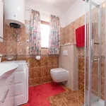 Shirin Holiday home *