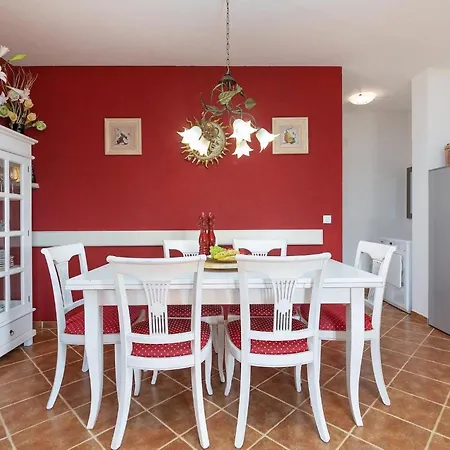 Shirin Dom wakacyjny